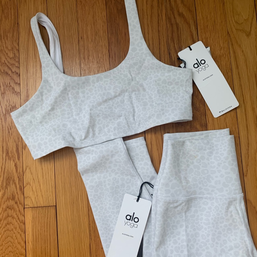 Alo Leggings + Bra set